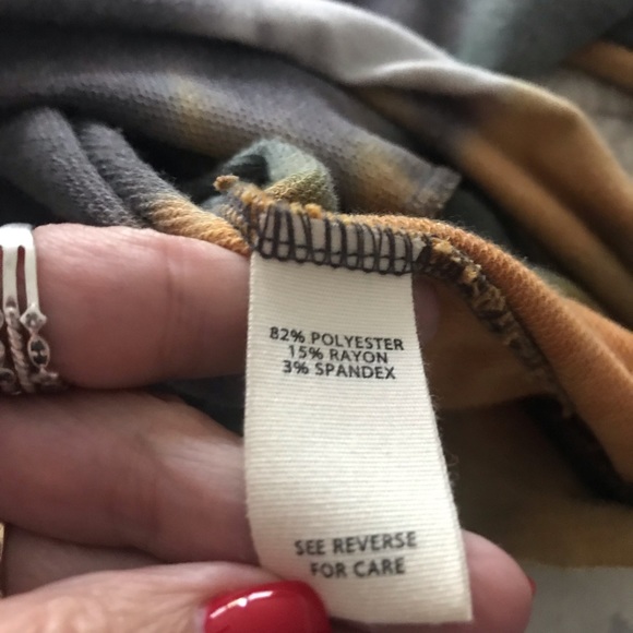 Gilded intent top - Picture 5 of 7